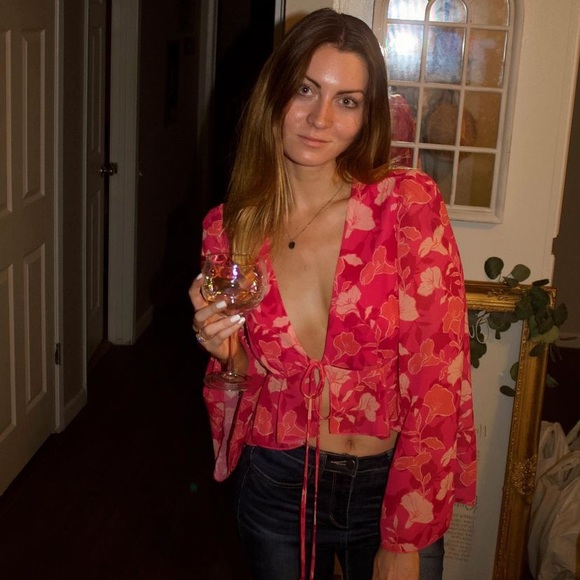 Showpo. Tops - Showpo. Beautiful Flowy Pink Top with Bell Sleeves